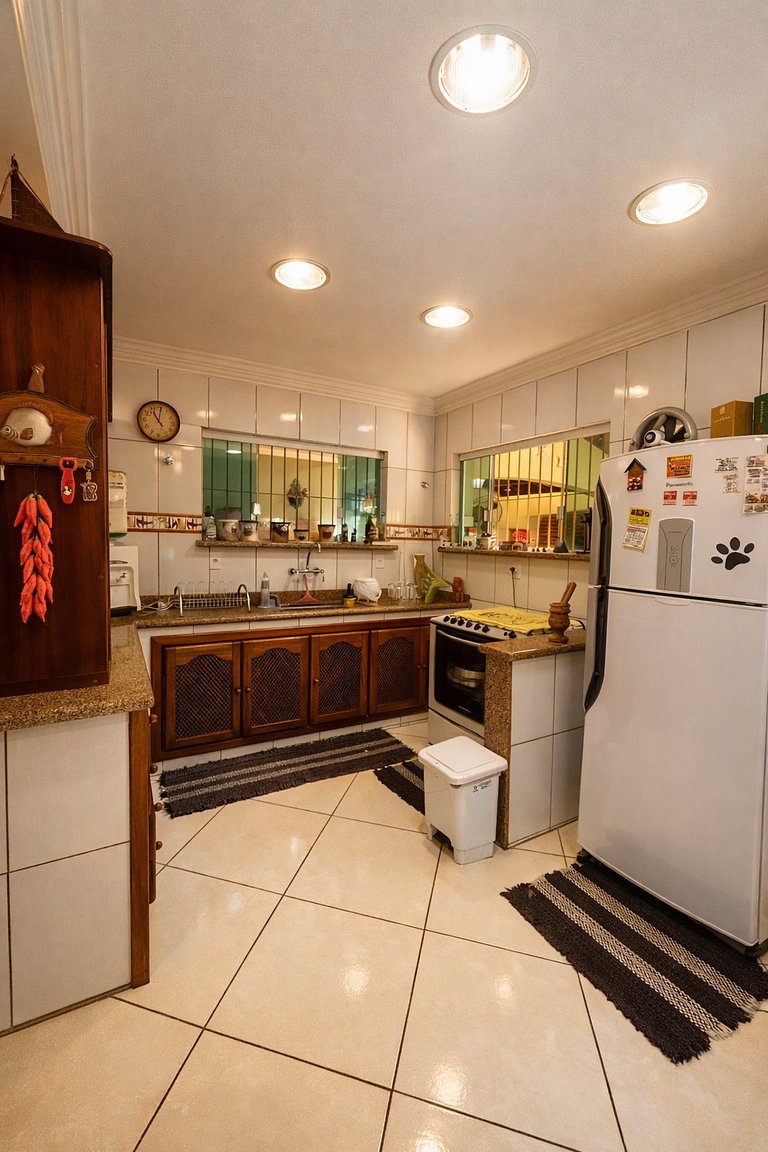 Casa Ampla Central Perto do Mar e da Lagoa