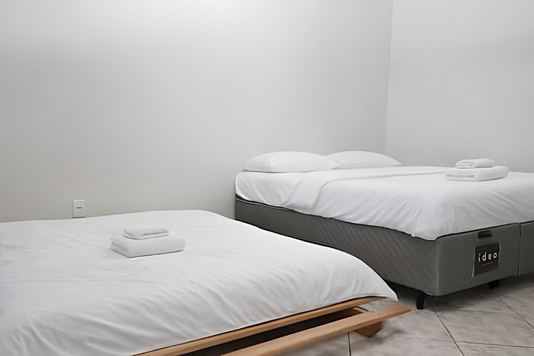 Lazer Completo: Piscina, Ar e Perto da Lagoa