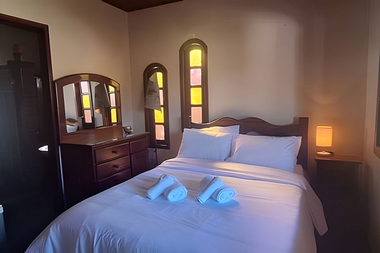 Casa 4 quartos para 8 com lazer em Itaúna, Saquarema
