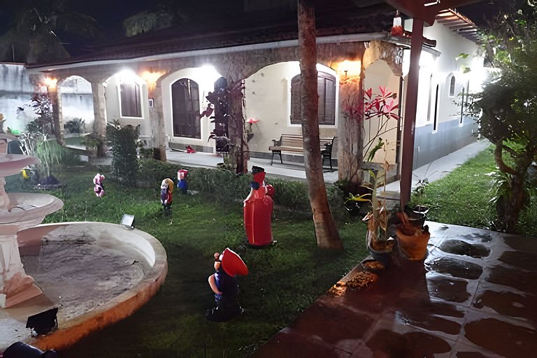 Casa 4 quartos para 8 com lazer em Itaúna, Saquarema