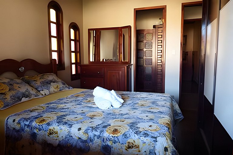Casa 4 quartos para 8 com lazer em Itaúna, Saquarema