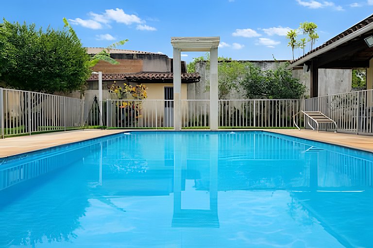 Casa 4 quartos para 8 com lazer em Itaúna, Saquarema