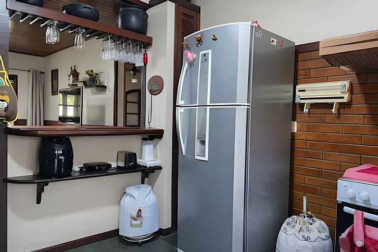 Casa 4 quartos para 8 com lazer em Itaúna, Saquarema