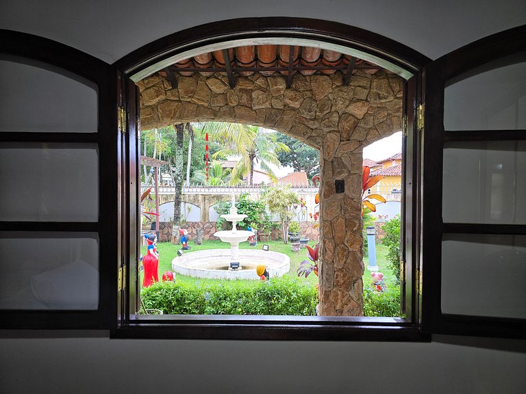 Casa 4 quartos para 8 com lazer em Itaúna, Saquarema