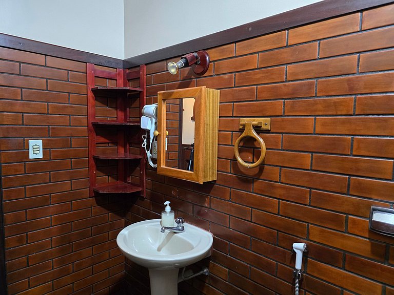 Casa 4 quartos para 8 com lazer em Itaúna, Saquarema