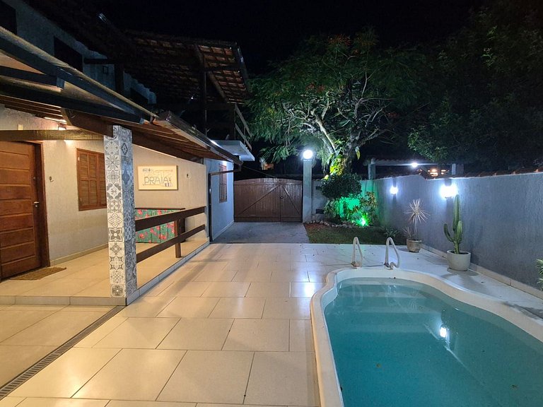 Casa 2 quartos com área gourmet e ar em Itaúna, Saquarema