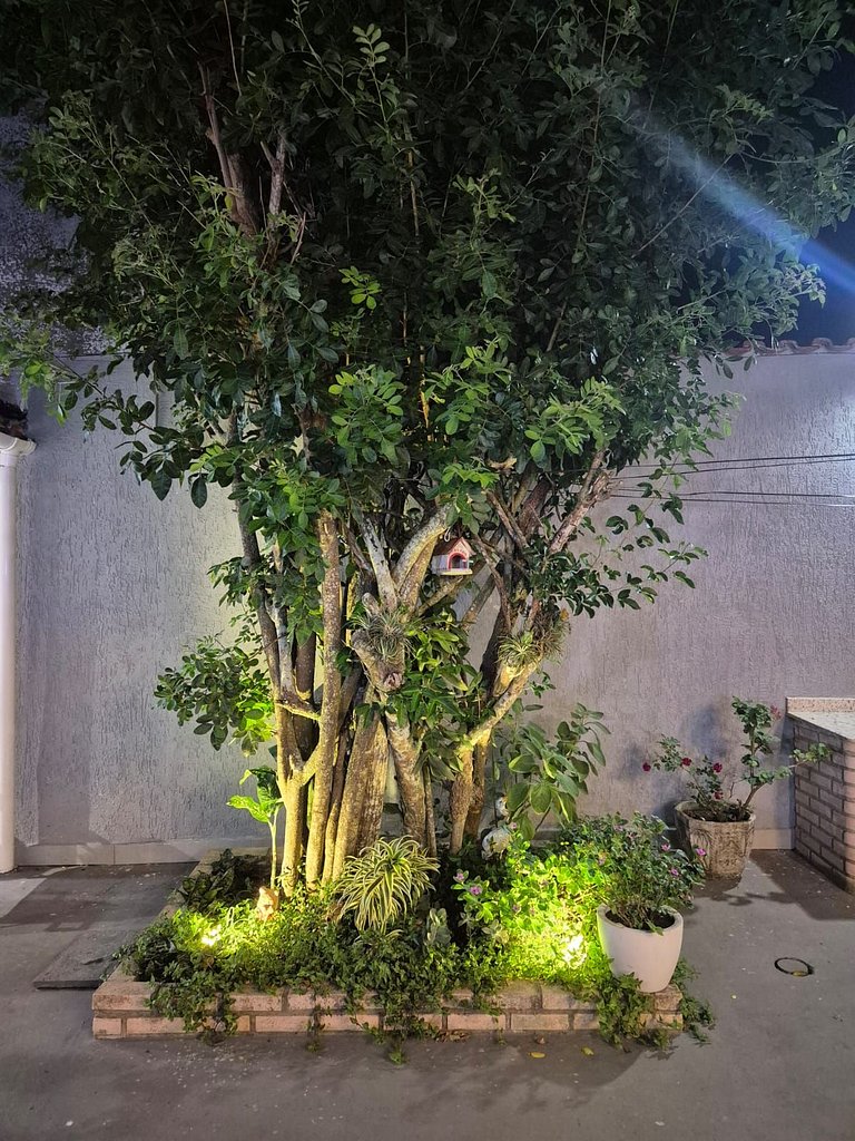 Casa 2 quartos com área gourmet e ar em Itaúna, Saquarema