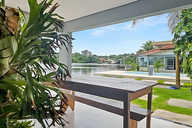Casa 3 quartos com piscina e área gourmet em Saquarema