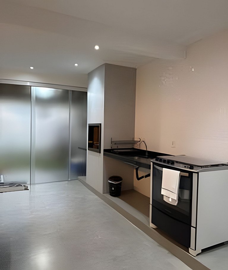 Ar-condicionado Área Gourmet Próximo à Praia