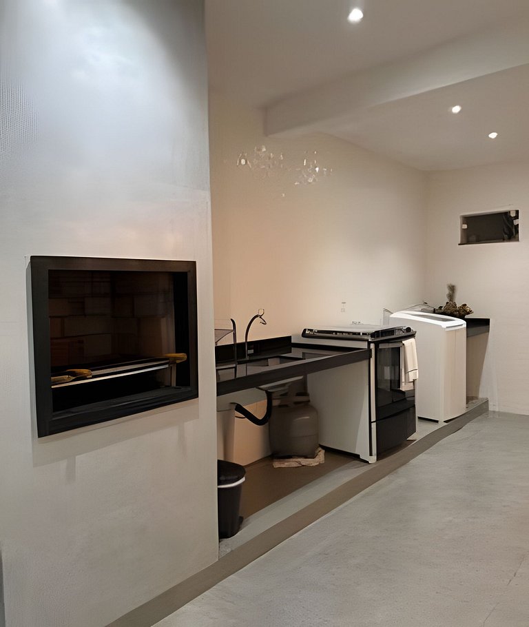 Ar-condicionado Área Gourmet Próximo à Praia