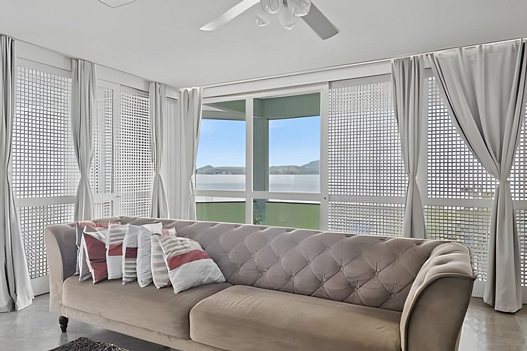 Ar-condicionado Área Gourmet Próximo à Praia