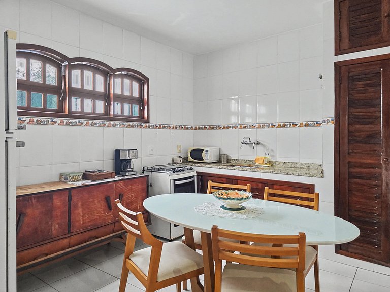 Casa com espaço e lazer