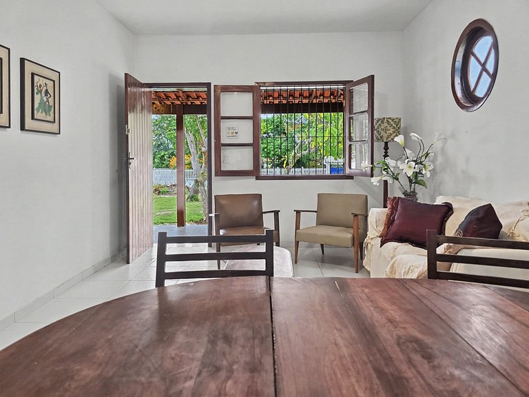 Casa com espaço e lazer