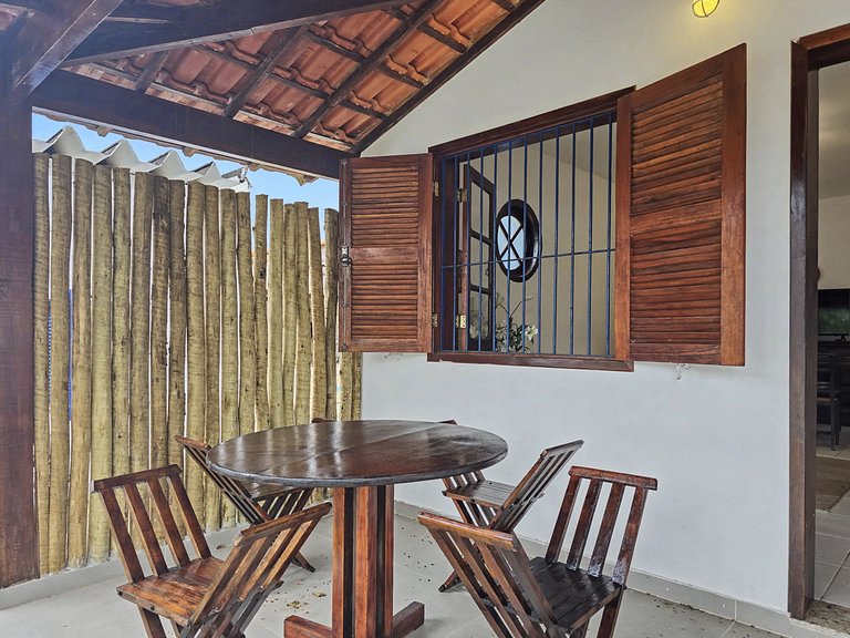 Casa com espaço e lazer