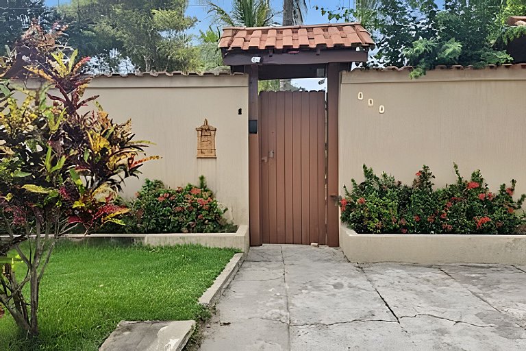 Casa 4 quartos com piscina para 11 em Itaúna, Saquarema