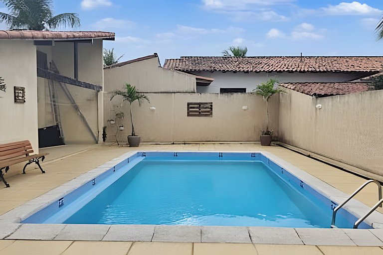 Casa 4 quartos com piscina para 11 em Itaúna, Saquarema