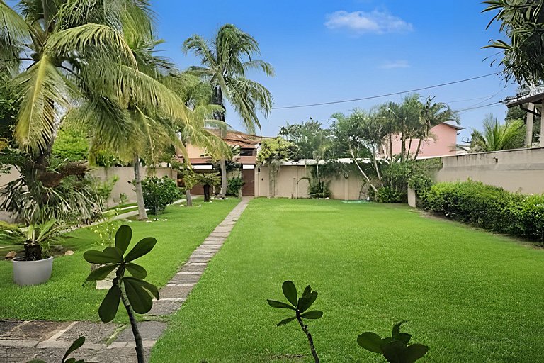 Casa 4 quartos com piscina para 11 em Itaúna, Saquarema
