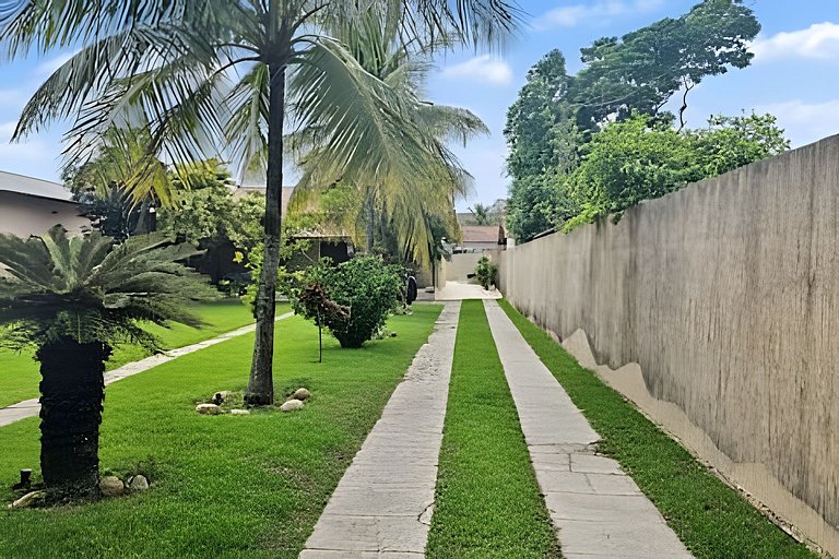 Casa Ampla com Ar e lazer