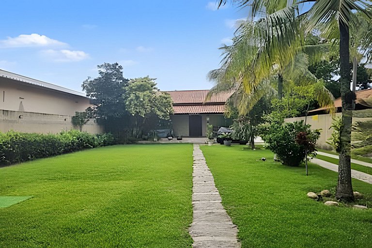 Casa Ampla com Ar e lazer