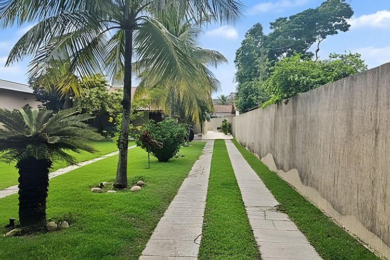 Casa Ampla com Ar e lazer