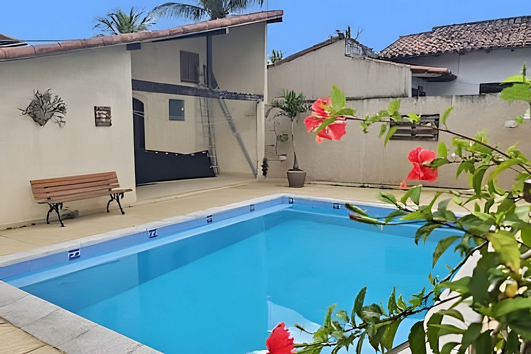 Casa 4 quartos com piscina para 11 em Itaúna, Saquarema