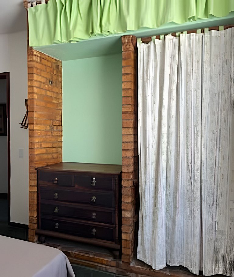 Casa 3 quartos com piscina frente mar no Boqueirão