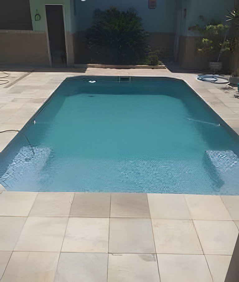 Casa 3 quartos com piscina frente mar no Boqueirão