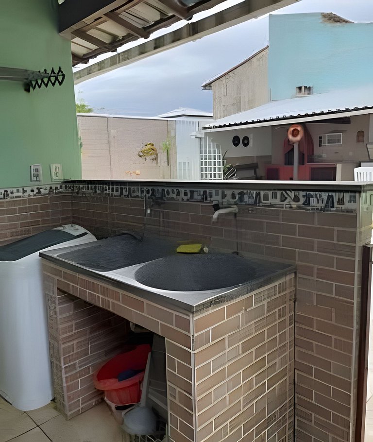 Casa 3 quartos com piscina frente mar no Boqueirão