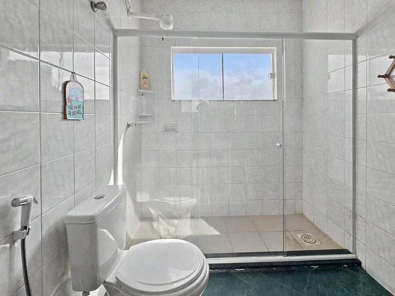 Casa 3 quartos com piscina frente mar no Boqueirão