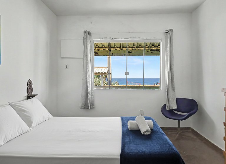 Casa 3 quartos com piscina frente mar no Boqueirão