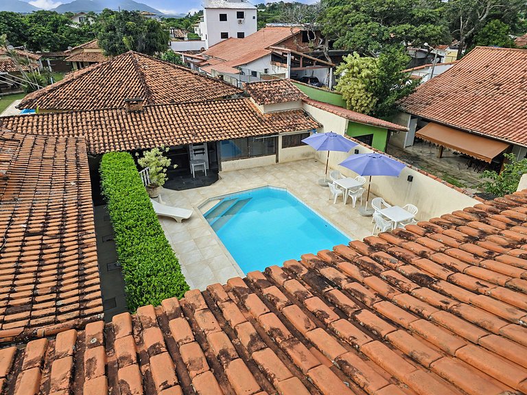 Mansão 4 quartos com piscina para 16 em Itaúna, Saquarema