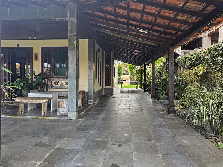 Mansão 4 quartos com piscina para 16 em Itaúna, Saquarema