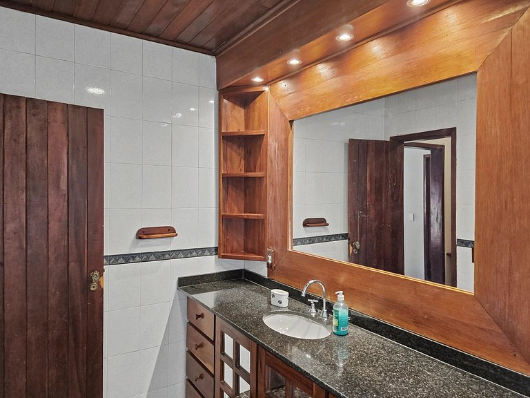 Mansão 4 quartos com piscina para 16 em Itaúna, Saquarema