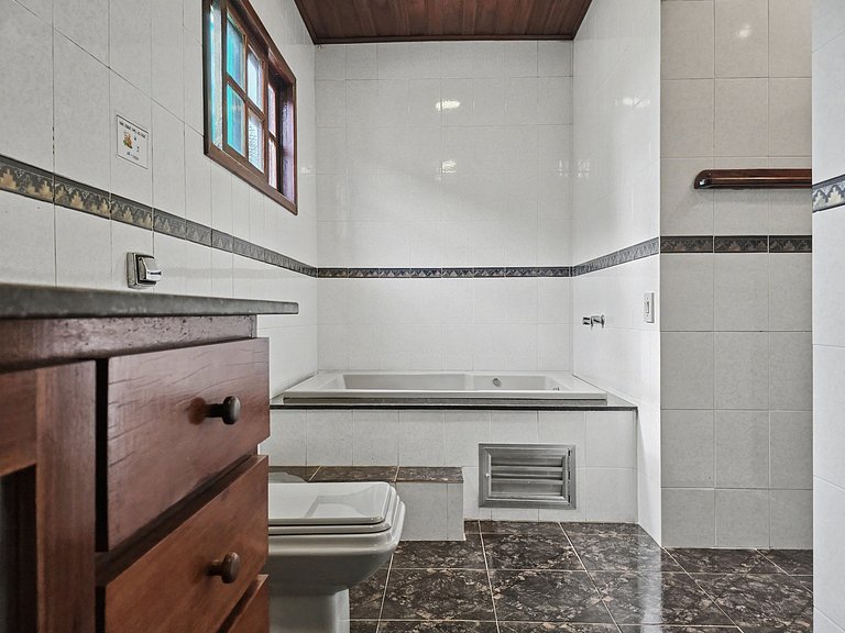 Mansão 4 quartos com piscina para 16 em Itaúna, Saquarema