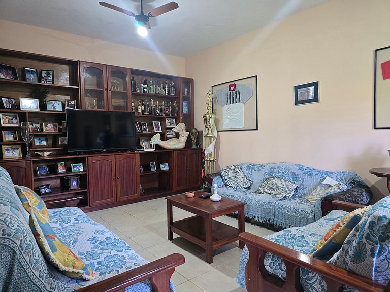 Casa 5 quartos com piscina para 16 no Boqueirão, Saquarema