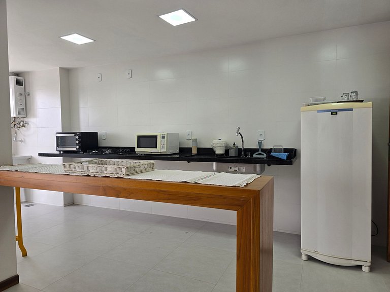 Apê 2 quartos com boa localização em Itaúna, Saquarema