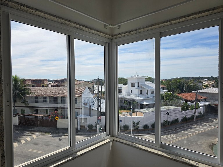 Apê 2 quartos com boa localização em Itaúna, Saquarema