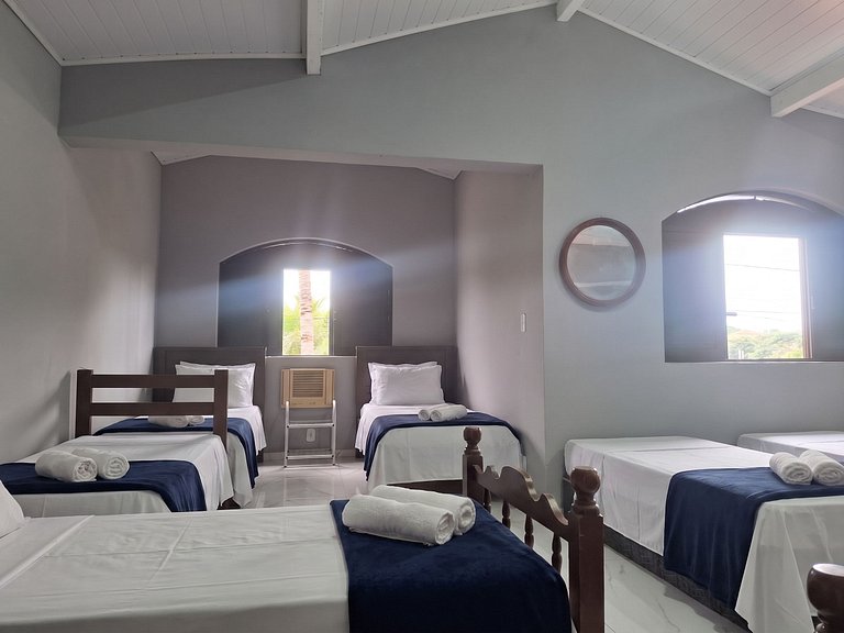 Casa 5 quartos com piscina para 16 no Boqueirão, Saquarema