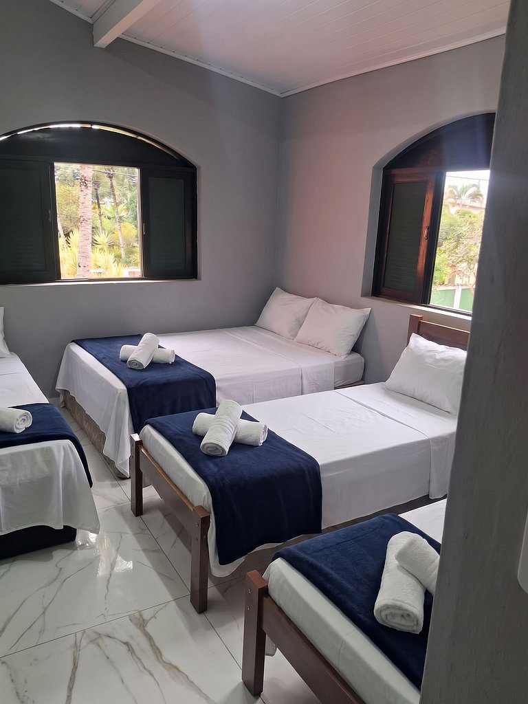 Casa 5 quartos com piscina para 16 no Boqueirão, Saquarema