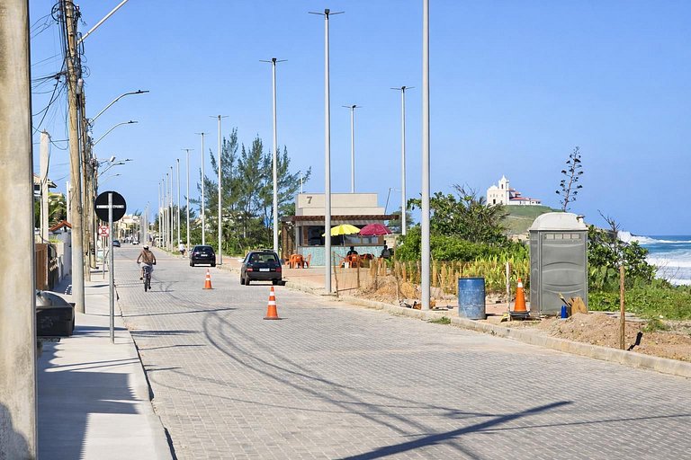 Apê frente ao mar para 4 no Boqueirão, Saquarema