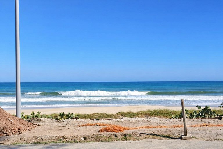 Apê frente ao mar para 4 no Boqueirão, Saquarema