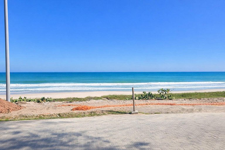 Apê frente ao mar para 4 no Boqueirão, Saquarema