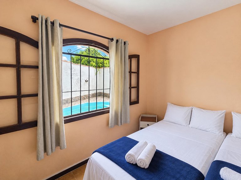 Casa 3 quartos com piscina em Itaúna, perto do WSL