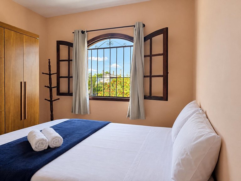 Casa 3 quartos com piscina em Itaúna, perto do WSL