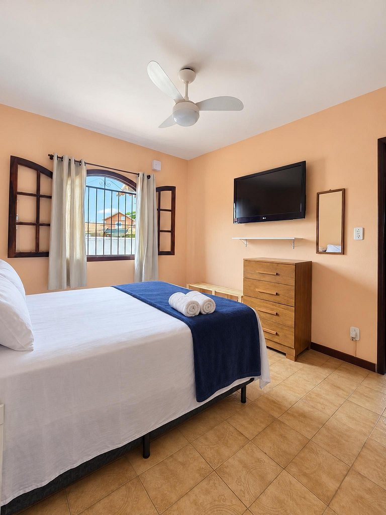 Casa 3 quartos com piscina em Itaúna, perto do WSL