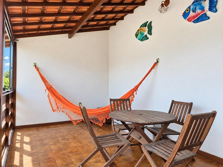 Casa 3 quartos com piscina em Itaúna, perto do WSL