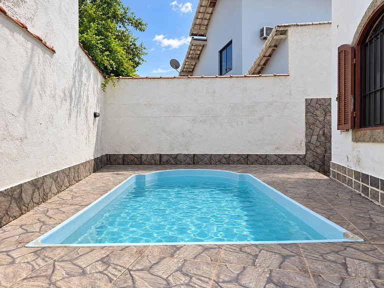 Casa 3 quartos com piscina em Itaúna, perto do WSL